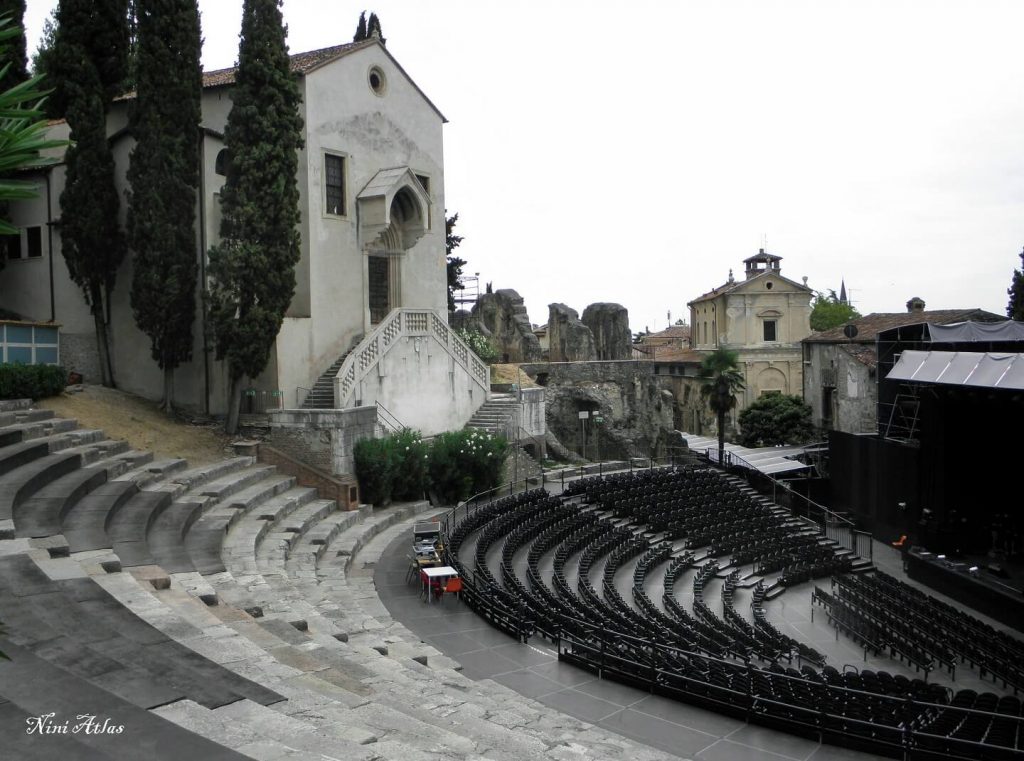 Teatro Romano 