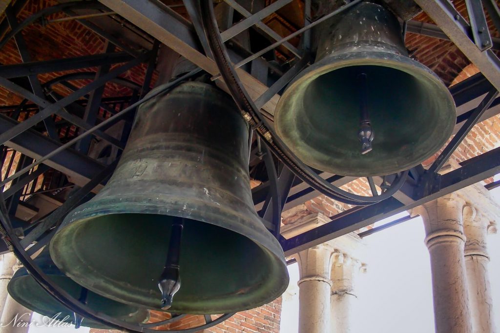 פעמוני המגדל Torre dei Lamberti 