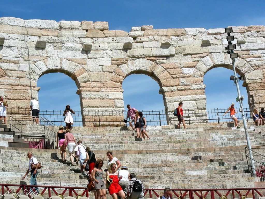 הארנה האמפיתיאטרון הרומאי השלישי בגודלו בעולם