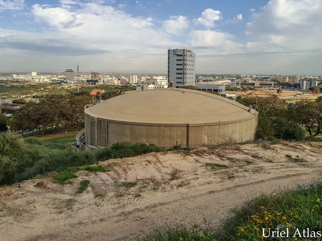 מבט מגבעת יונה ומהמגדלור