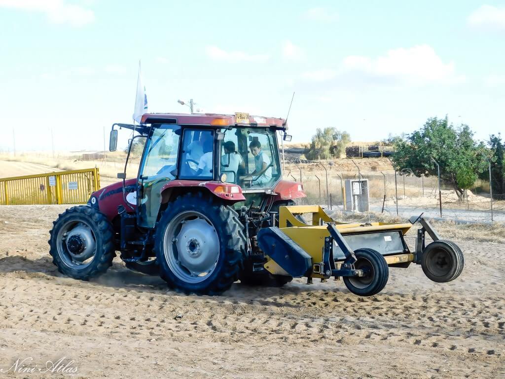 כלים חקלאיים בשובל