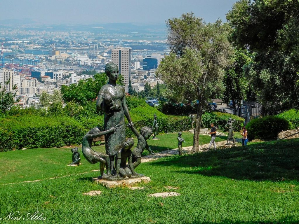 גן הפסלים של אורסולה מלבין – מצפור השלום