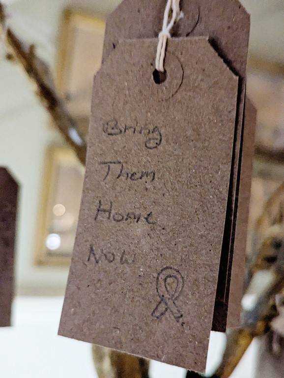 Label on the wishing tree at Stourhead Manor